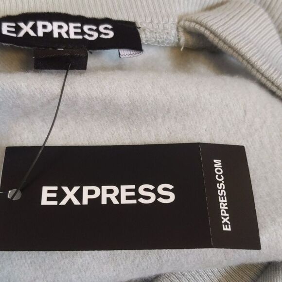 Express NWT crossover top, deep v-neck front & back, light celery green L - Picture 8 of 11